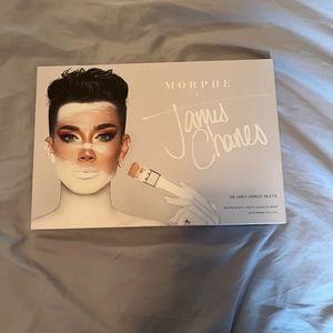 brand new james Charles pallet